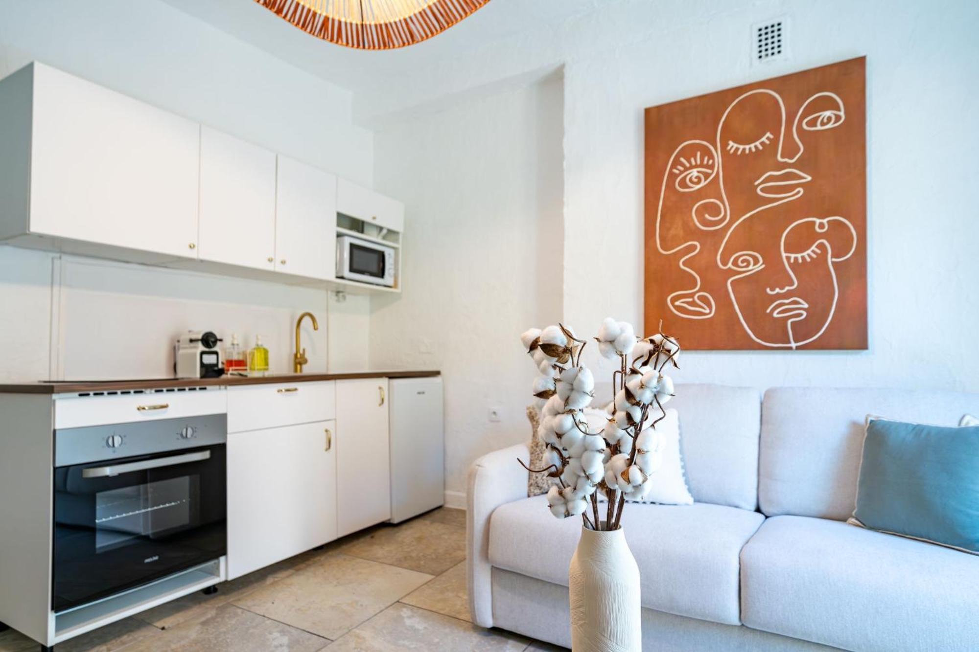 Appartement 2p Au Coeur Du Vieux