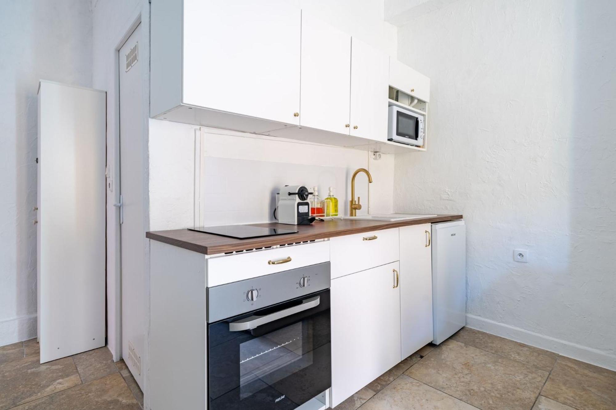 Appartement 2p Au Coeur Du Vieux Nice